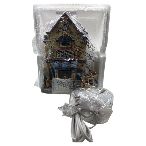 Lemax Signature Collection Pet Pics Photography Lighted  Lemax Christmas Village Pet Pic Photography Lighted Building Retired 2023 New